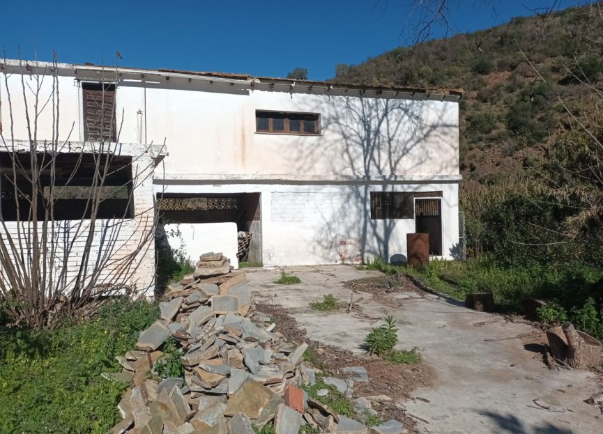 Reventa - House - Finca - Cortijo - Marbella - La Mairena