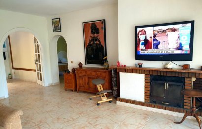 Resale - House - Detached Villa - Marbella - Marbesa