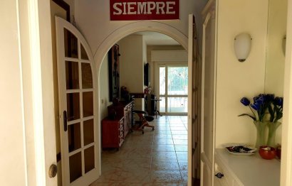 Resale - House - Detached Villa - Marbella - Marbesa