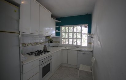 Resale - House - Detached Villa - Marbella - El Rosario