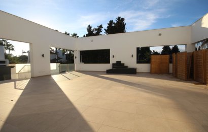 Reventa - House - Detached Villa - Marbella - Elviria