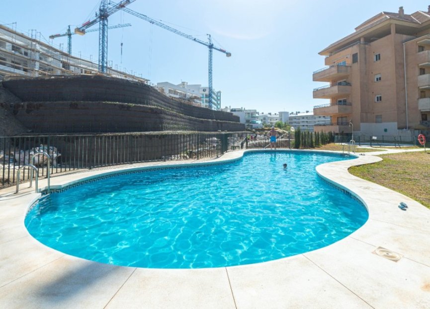 Resale - Apartment - Middle Floor Apartment - Fuengirola - Carvajal