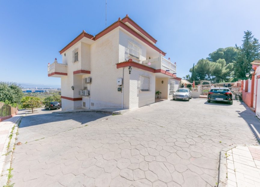 Resale - House - Detached Villa - Torremolinos