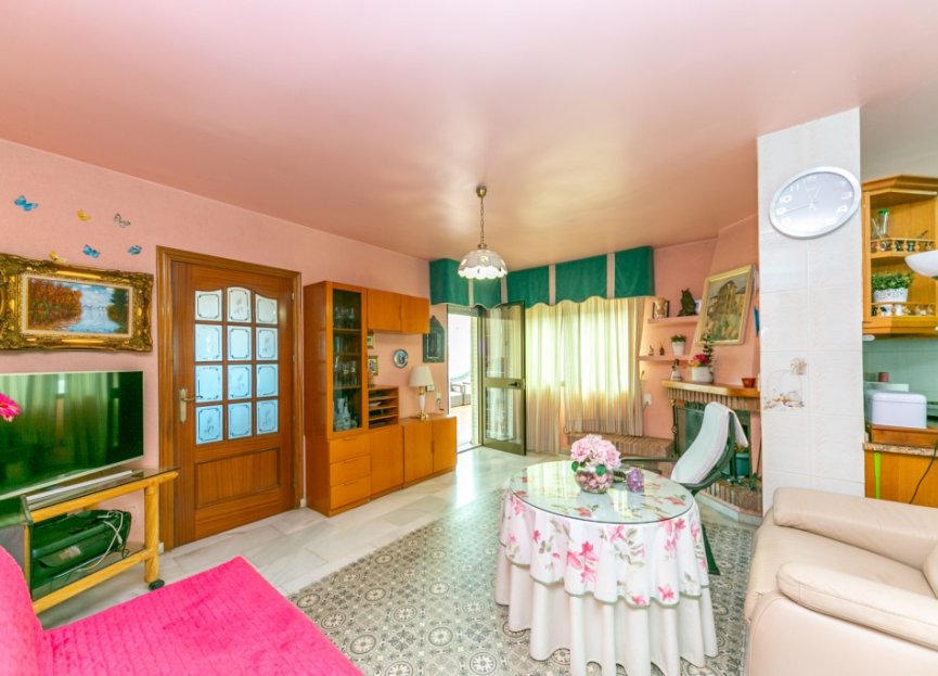 Resale - House - Detached Villa - Torremolinos