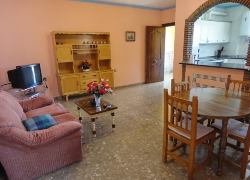 Resale - House - Detached Villa - Torremolinos