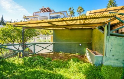 Resale - House - Detached Villa - Estepona - Estepona Centro