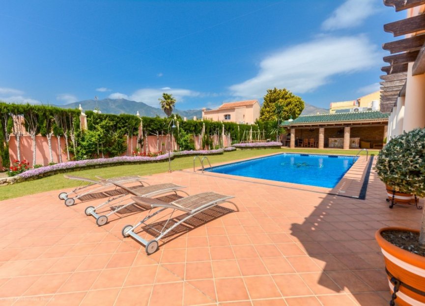 Resale - House - Detached Villa - Benalmádena - Benalmadena Centro