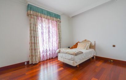 Resale - House - Detached Villa - Benalmádena - Benalmadena Centro