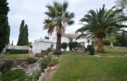 Reventa - House - Detached Villa - Benalmádena - Benalmadena Centro