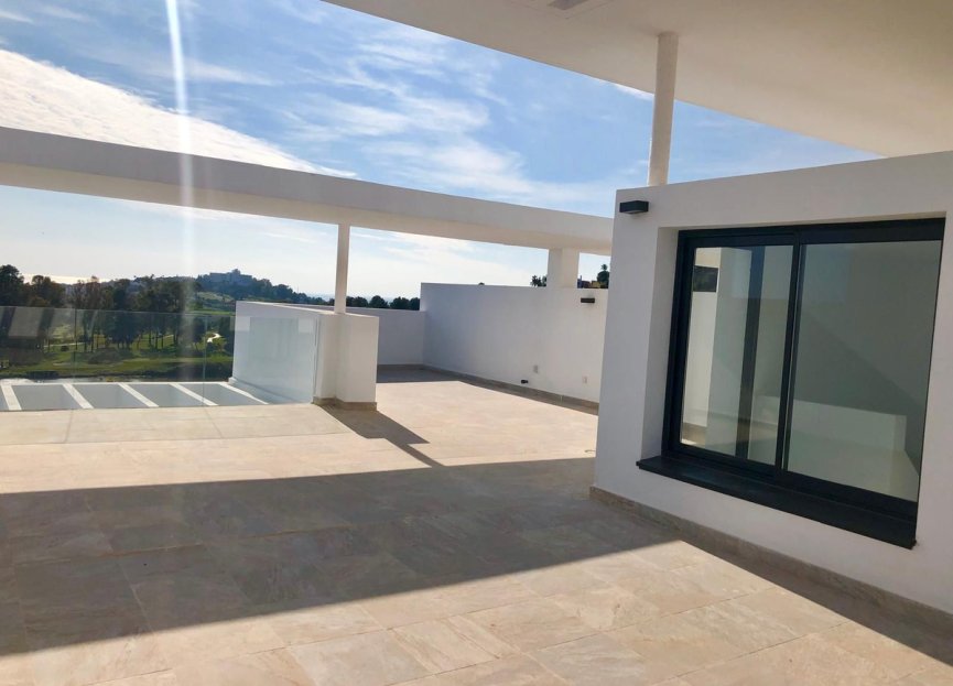 Resale - Apartment - Penthouse Duplex - Estepona - Atalaya