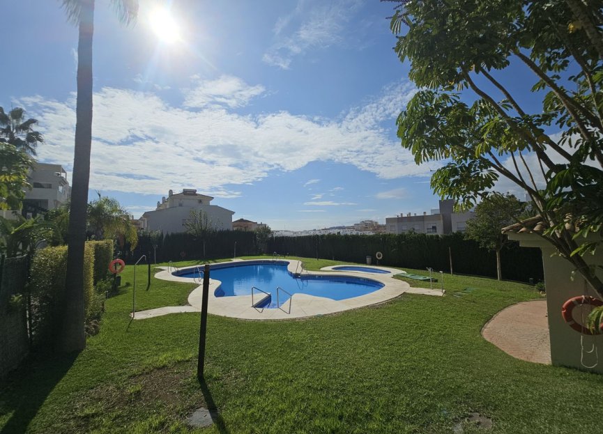 Resale - House - Townhouse - Estepona - Estepona Centro