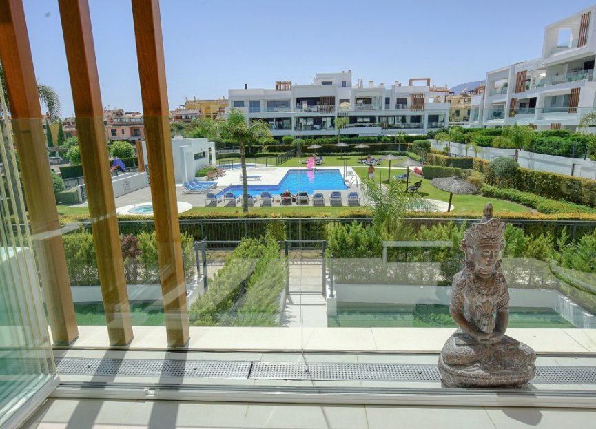 Reventa - Apartment - Middle Floor Apartment - Estepona - Estepona Centro