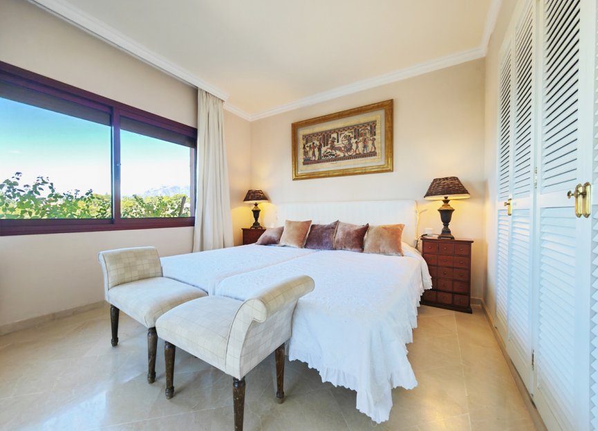 Resale - Apartment - Middle Floor Apartment - Marbella