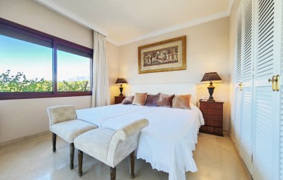 Resale - Apartment - Middle Floor Apartment - Marbella