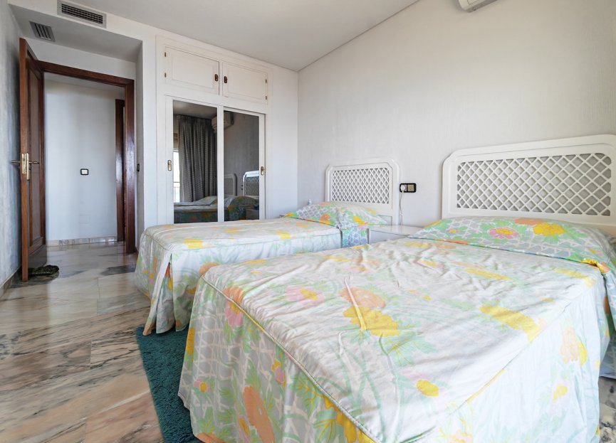 Resale - Apartment - Middle Floor Apartment - Fuengirola - Los Boliches