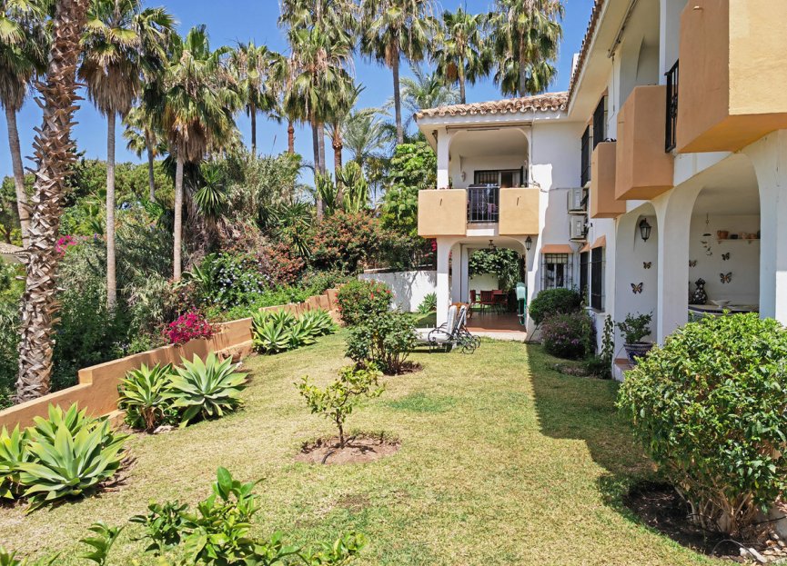 Resale - House - Detached Villa - Marbella - Elviria