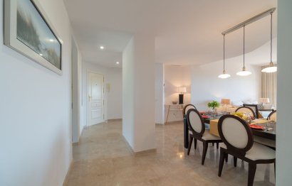 Resale - Apartment - Middle Floor Apartment - Marbella - Elviria