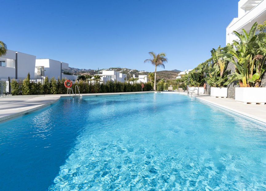 Resale - Apartment - Ground Floor Apartment - Marbella - Santa Clara