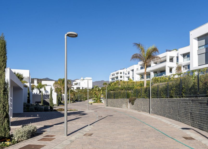 Resale - Apartment - Ground Floor Apartment - Marbella - Santa Clara