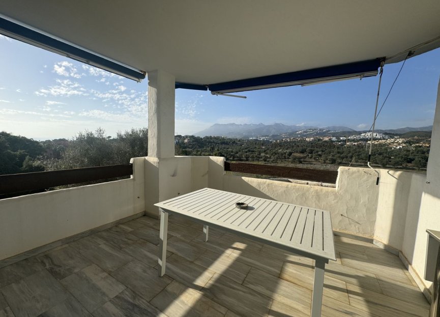 Resale - Apartment - Middle Floor Apartment - Marbella - Las Chapas