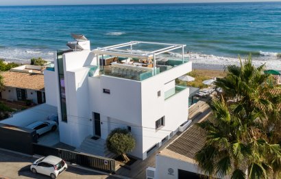 Resale - House - Detached Villa - Marbella - Costabella