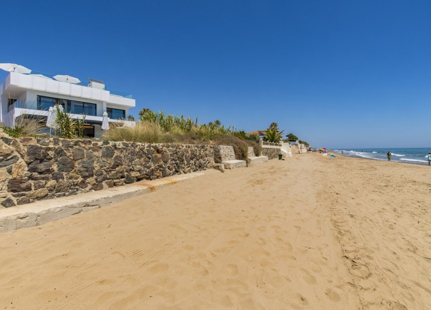 Reventa - House - Detached Villa - Marbella - Costabella