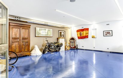 Resale - House - Detached Villa - Marbella - The Golden Mile