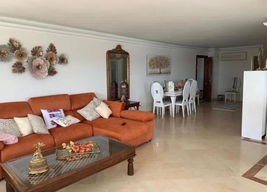 Resale - Apartment - Penthouse - Estepona - Estepona Centro