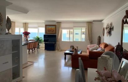 Resale - Apartment - Penthouse - Estepona - Estepona Centro