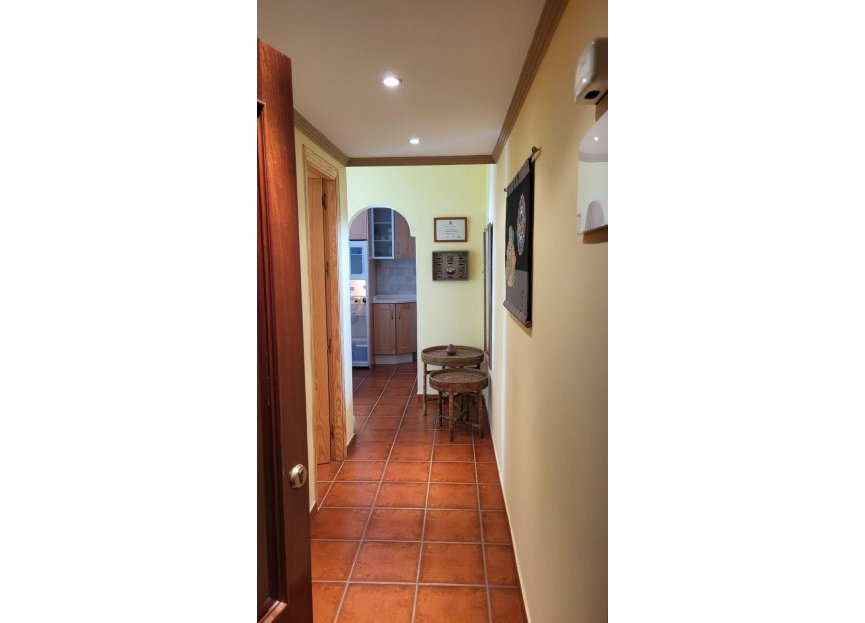 Resale - Apartment - Middle Floor Apartment - Marbella - Marbella Centro