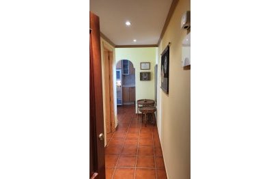 Resale - Apartment - Middle Floor Apartment - Marbella - Marbella Centro