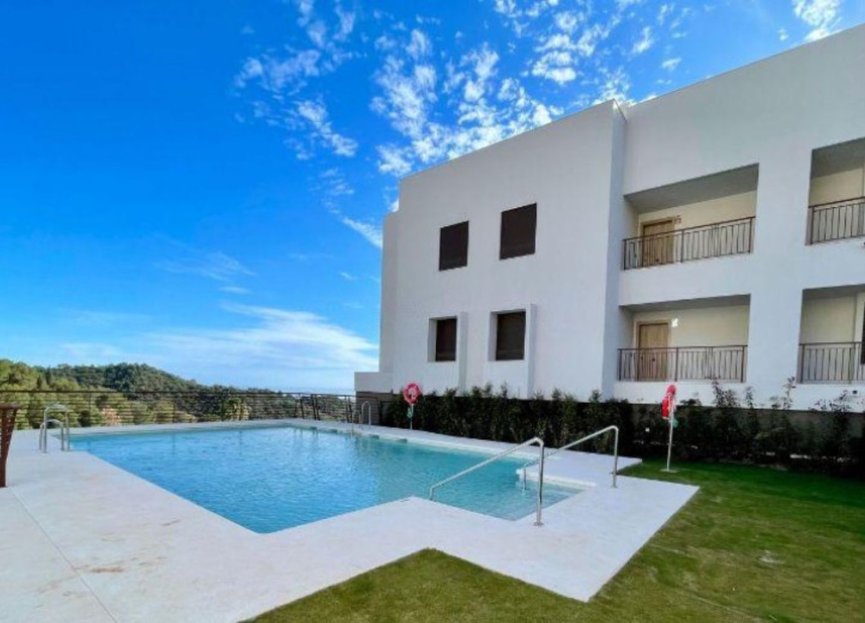 Resale - Apartment - Ground Floor Apartment - Marbella