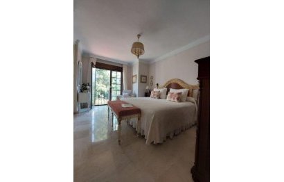 Resale - House - Semi-Detached House - Marbella - Marbella Centro