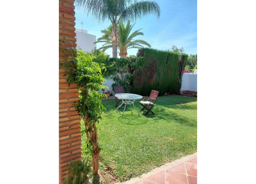 Resale - House - Semi-Detached House - Marbella - Marbella Centro