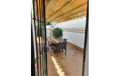 Resale - House - Semi-Detached House - Marbella - Marbella Centro