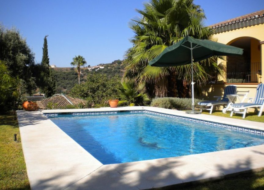 Reventa - House - Detached Villa - Estepona - Estepona Centro