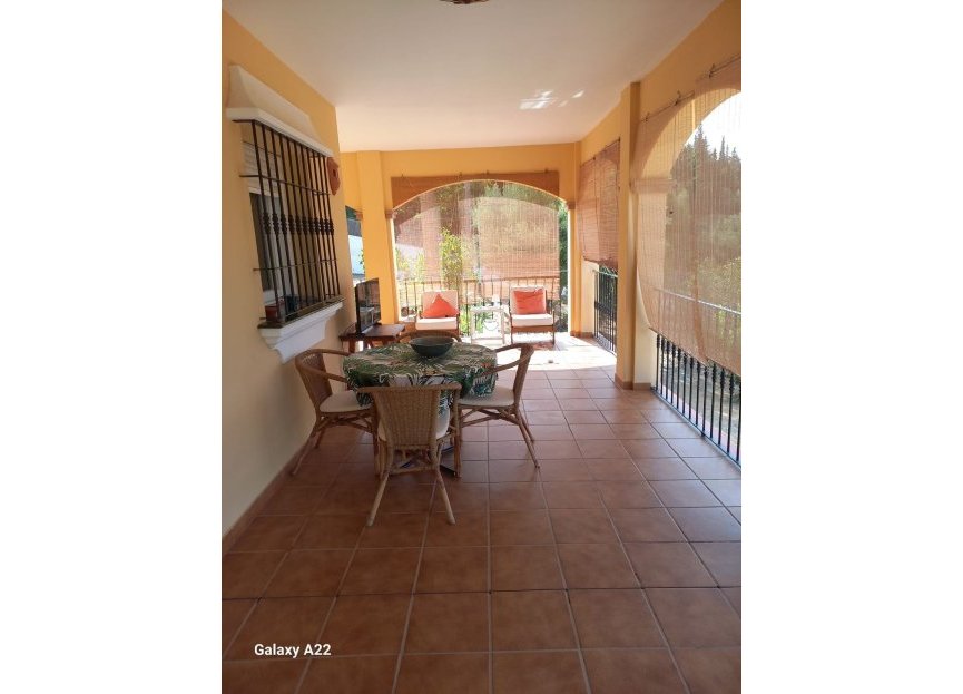 Resale - House - Detached Villa - Estepona - Estepona Centro