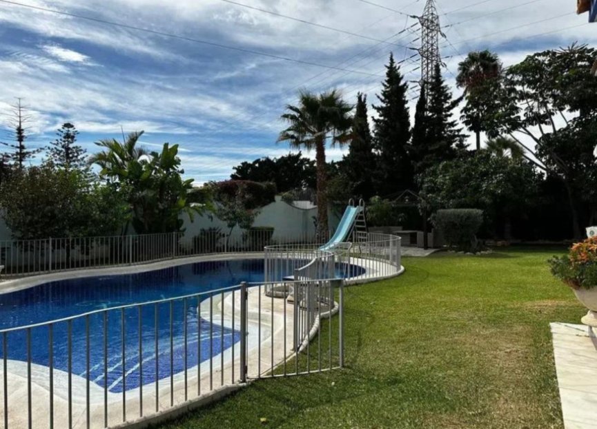 Resale - House - Detached Villa - Marbella - Marbella Centro