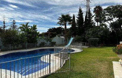 Reventa - House - Detached Villa - Marbella - Marbella Centro