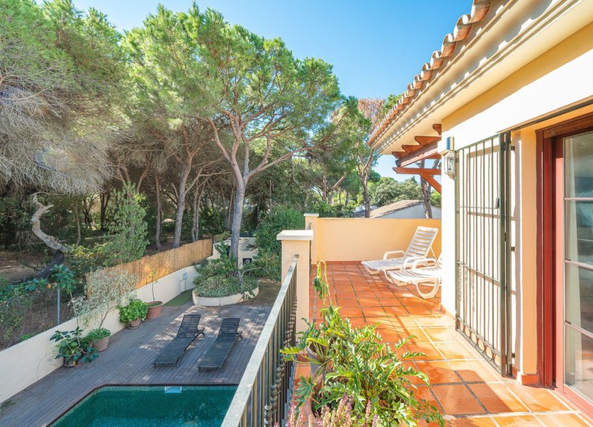 Resale - House - Detached Villa - Marbella - Elviria