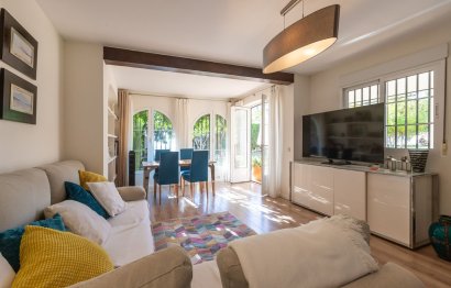 Reventa - House - Townhouse - Marbella - Elviria