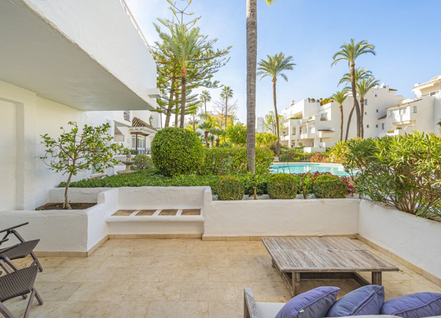 Resale - Apartment - Ground Floor Apartment - Marbella - The Golden Mile