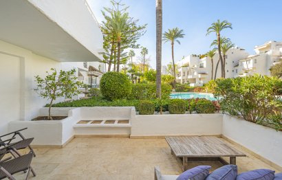 Resale - Apartment - Ground Floor Apartment - Marbella - The Golden Mile