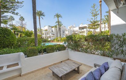 Resale - Apartment - Ground Floor Apartment - Marbella - The Golden Mile