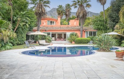 Resale - House - Detached Villa - Marbella - Nagüeles