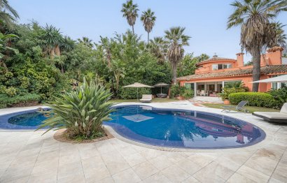 Resale - House - Detached Villa - Marbella - Nagüeles