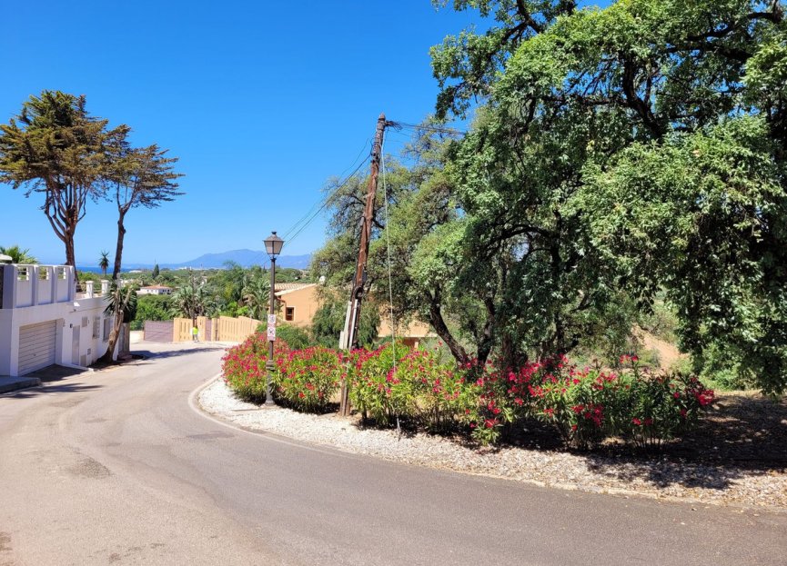 Resale - Plot - Residential Plot - Marbella - Elviria