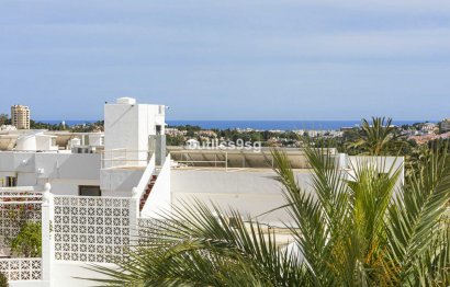 Resale - Apartment - Middle Floor Apartment - Marbella - Nueva Andalucia