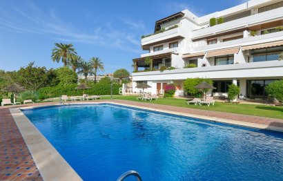 Resale - Apartment - Middle Floor Apartment - Marbella - Nueva Andalucia