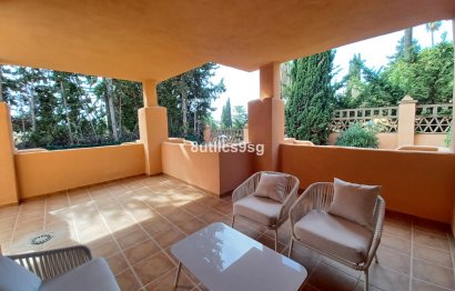 Resale - Apartment - Penthouse - Benahavís - Benahavís Centro